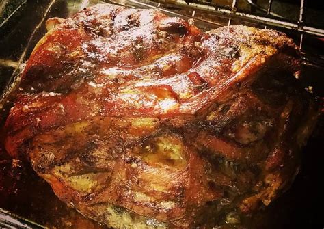 Transfer pork to cutting board; Pork Shoulder Picnic Roast Recipe by Jelly Bean - Cookpad