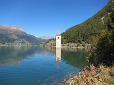 Free for commercial use no attribution required high quality images. Mann im Reschensee tot aufgefunden - UnserTirol24