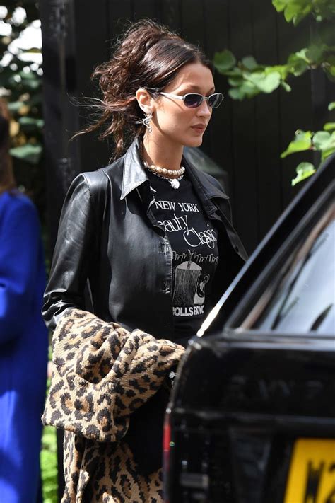 Bella Hadid Outfits Bella Hadid Style Effortlessly Chic Outfits