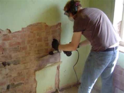 See full list on thespruce.com Plaster Removal Made Easy.... - YouTube