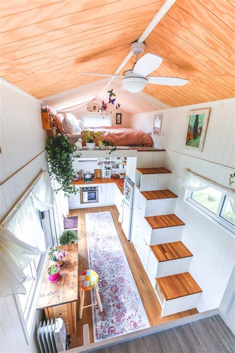 Womans Dream Tiny House Even Has A Walk In Wardrobe