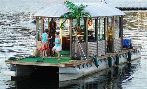 These buoyant tubes are often constructed using abrasion resistant pvc and nylon with aluminum. homemade houseboats | Check out Bud Light's tribute to ...