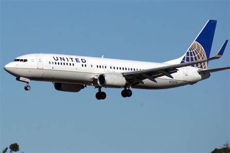 United Airlines Fleet Boeing 737 800 Details And Pictures