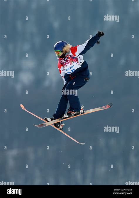 Great Britains Katie Summerhayes In The Ladies Ski Slopestyle