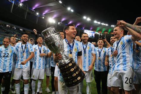 Video Lionel Messi Shows Off All His Leadership Skills In Argentinas