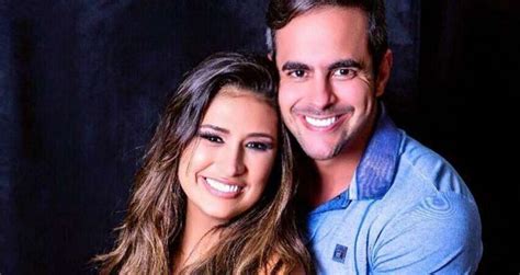 Dez dias depois da data oficial, a coleguinha conseguiu conciliar a data dos compromissos com a folga e reuniu amigos e familiares em um espaço para. Simone, da dupla com Simaria, revela intimidades com o marido