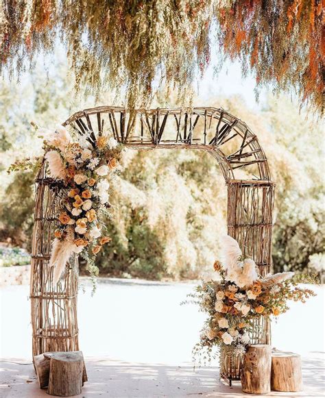 10 Breathtaking Backdrops For Your Wedding Rustic Wedding Chic