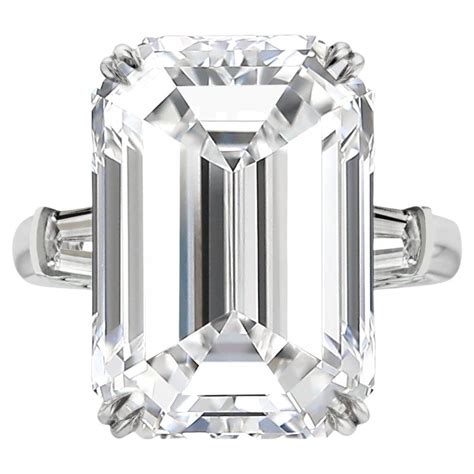 Flawless Gia Certified 9 Carat Emerald Cut Diamond Ring Investment