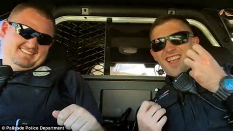 Colorado Police Officers Jam Out To Journey To Honor 16 Killed Cops Daily Mail Online