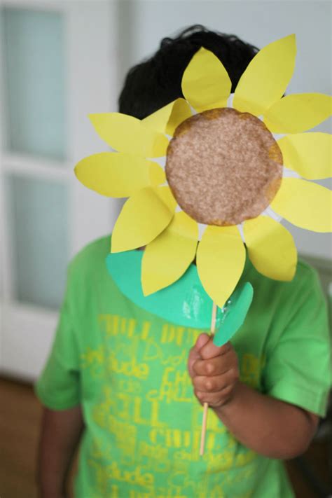 Paper Plate Sunflower In The Playroom