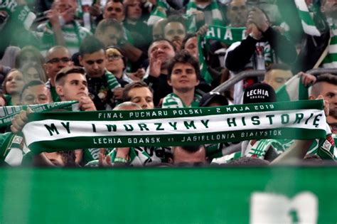 Browse your football sign up offer from here and place a bet on the result of legia warsaw vs lechia gdansk. Doping w drugiej połowie meczu Lechia-Legia