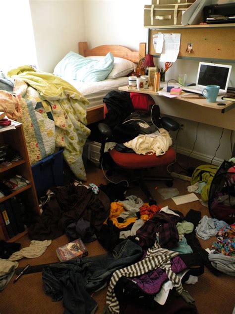 The 25 Best Messy Room Ideas On Pinterest Messy Bedroom Messy Desk
