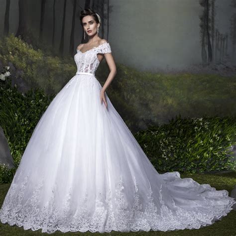 Sparkly White Lace Appliqued Bohemian Wedding Dresses