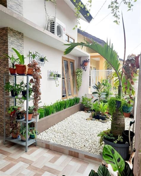 Mungil Tapi Cantik Desain 25 Taman Minimalis Di Teras Depan Rumah Yang Sederhana Rumah