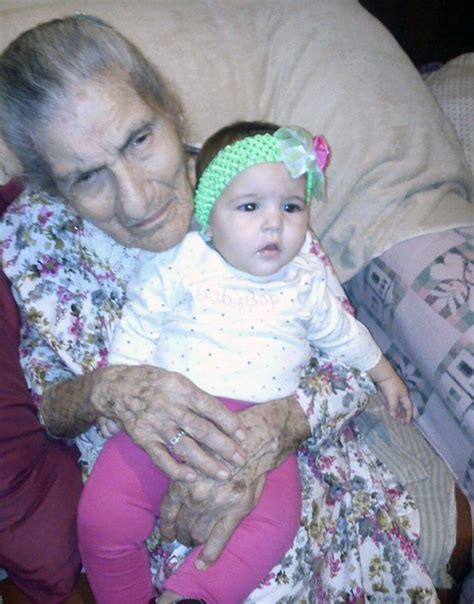 101 year old meets newborn great granddaughter before dying days later — steemit