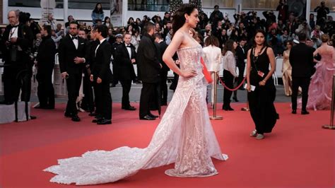 Cannes 2019 Kangana Ranaut Takes Cannes Film Festival Red Carpet By