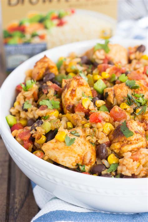 1 1/2 lbs of boneless skinless chicken breast 2 boxes rice a roni chicken flavor 6 oz velvetta cheese 1 med onion / 1 red sweet pepper 2 tbs of southwest seasoning mix 3 1/2 cups of water 2 tbs of garlic infused canola oil. Southwest Chicken and Rice Bowls - Pumpkin 'N Spice