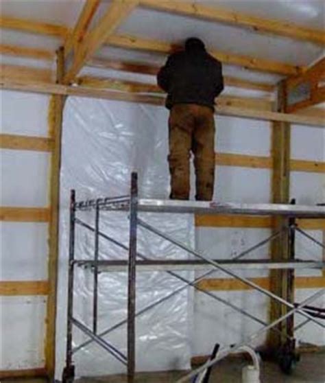 Whenever winter is approaching, we get a lot of questions about how best to insulate pole barns. Pole Building Insulation Options for Insulating Pole Barns