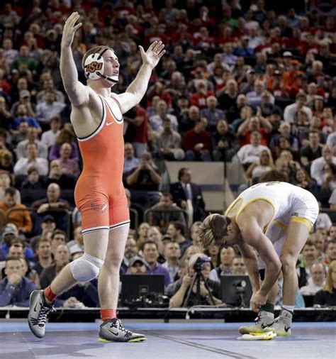 Ncaa Wrestling Oklahoma State S Dean Heil St Edward Wins Pound Championship