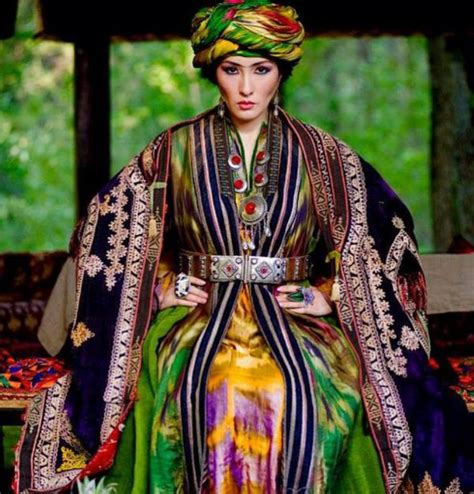 Awwp — Uzbeki Afghan Women In Traditional Uzbeki