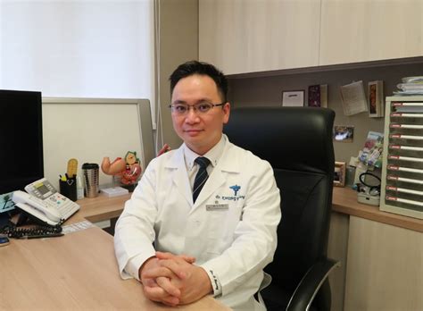 Disease of cellular proliferation*, 肿瘤: 【胃癌系列】 早期胃癌徵狀如胃痛胃脹 三種手術對付早中晚期胃癌 醫生Tips：人到中年預防有法 - 明報健康網