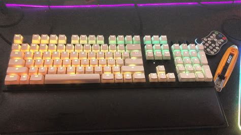 Huntsman Elite With Pudding Keycaps Rrazer