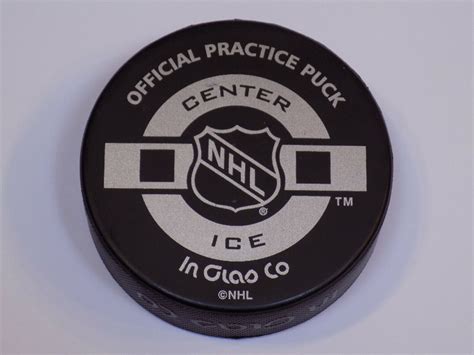 nhl official practice hockey puck old inglasco canada vintage ce