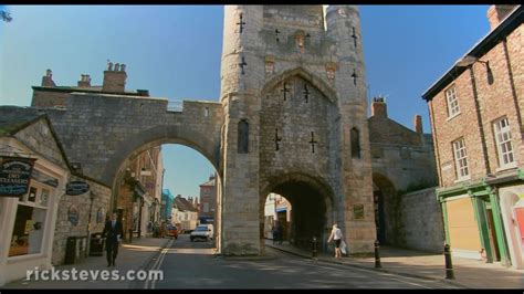 York, England: Walled City Packed with Sights - YouTube