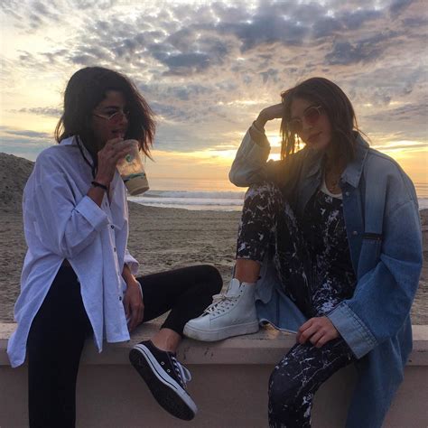 Selena Gomez Wore A Topshop Shirt And Converse To The Beach Teen Vogue