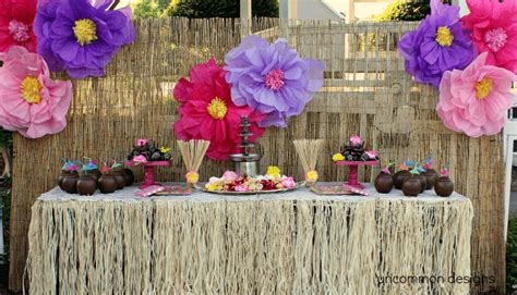 Hawaiian Luau Party Decorations