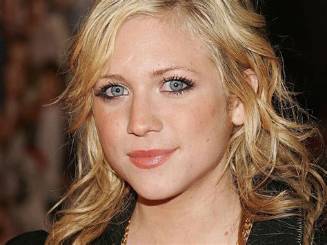 brittany snow joins anna kendrick for pitch perfect heyuguys