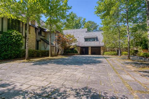 Spectacular Private Mountain Brook Estate Alabama Luxury Homes