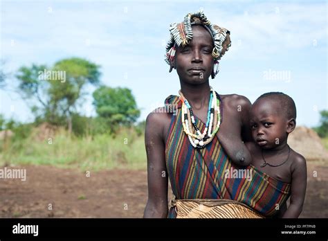 Mother And Child From The Mursi Tribe Ethiopia Stock Photo Alamy