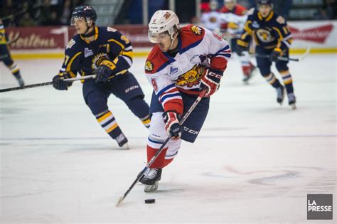 Prior to turning professional, garland played for the moncton wildcats in the quebec major junior hockey league (qmjhl). LHJMQ: Conor Garland encore à l'honneur | La Presse