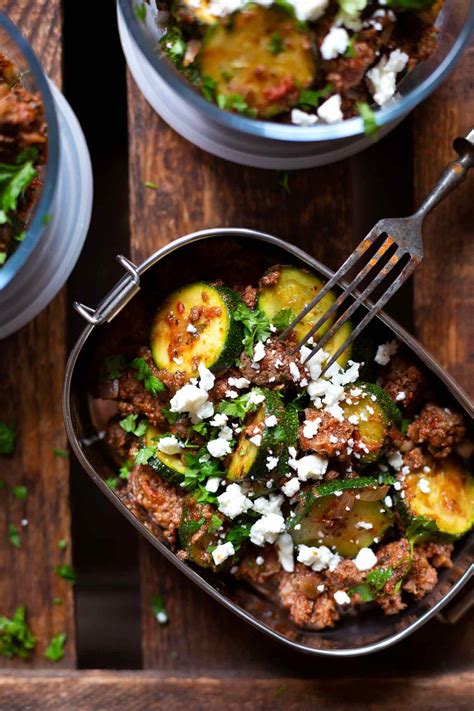 Zucchini- Hackfleisch -Pfanne Dieses schnelle Low Carb Rezept ist