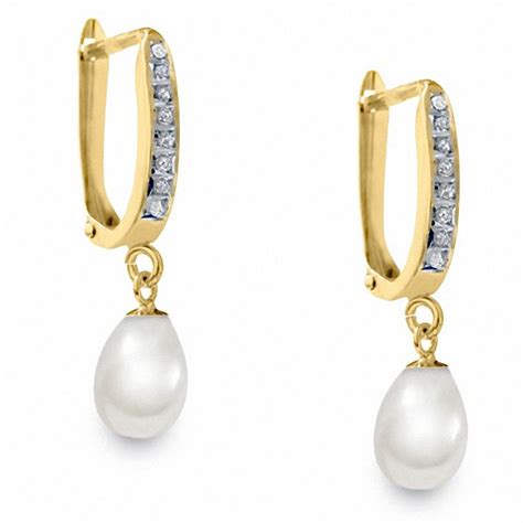 Cultured Freshwater Pearl Hoop Earrings in 14K Gold | Peoples Jewellers