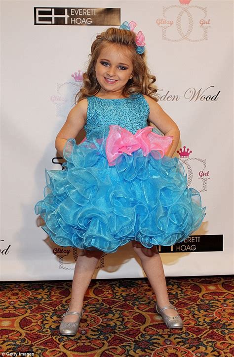 Toddlers And Tiaras Isabella Barrett Has Become A Self Made