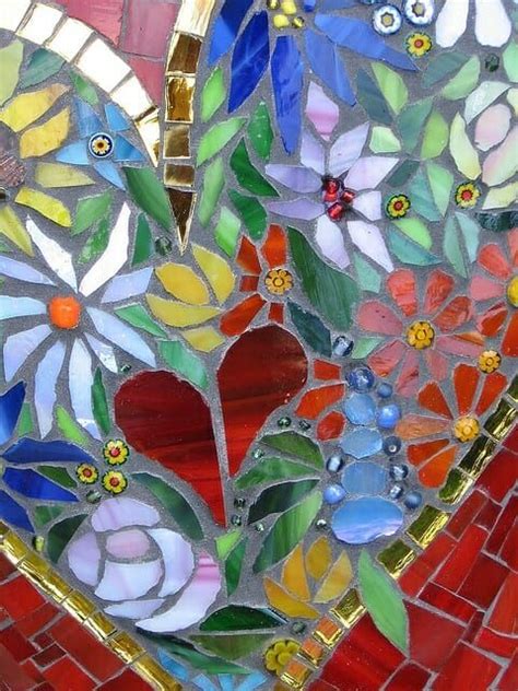 The Pleasure Of Modern Mosaics With Images Mosaic Flowers Mosaic
