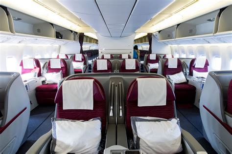 Qatar Airways Boeing 777 300er Economy Class Várias Classes