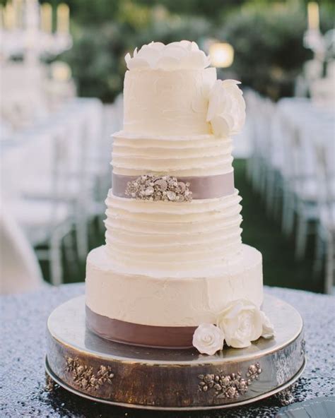 25 Over The Top Wedding Cakes We Cant Get Enough Of Wedding Cake