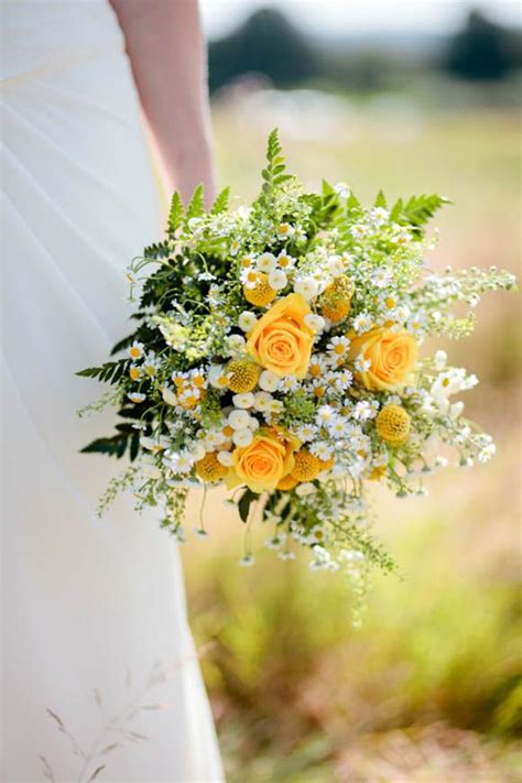 Pin By Barbara Pinkall On Wedding Flowers Yellow Wedding Flowers