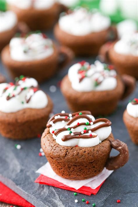 Use them for pie crust, ice cream sandwiches, or top them with frosting and fruit to make mini fruit pizzas. 80+ Easy Christmas Cookies - Best Recipes for Holiday ...