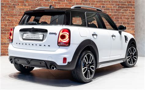 Mini Cooper S Countryman Sports Receives Blackline Package And