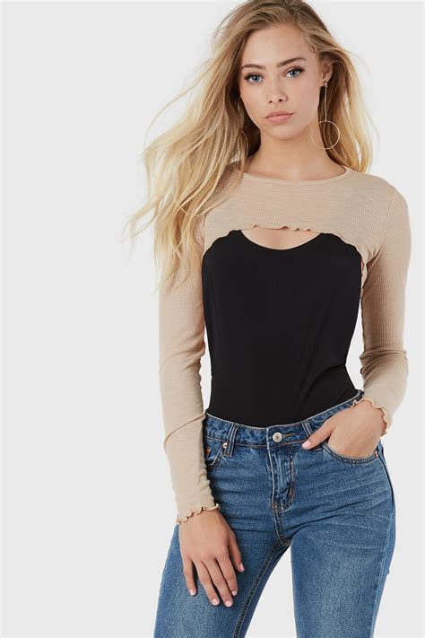 Rounded Neck Long Sleeve Crop Top Love This Outfit Collectivestyles