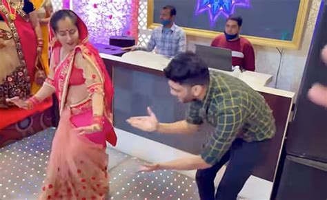 Devar Bhabhi Dance On Haryanvi Song Main Nayi Naveli Aayi Video Viral देवर भाभी ने हरियाणवी