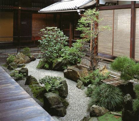 12 Wonderful Indoor Rock Garden Ideas That Can Enhance Your Home Style