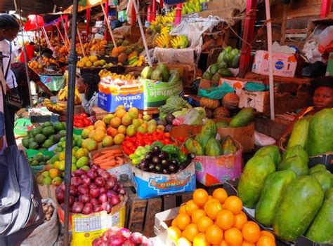 1 Day Kampala Market Walking Experience Nakasero And Owino