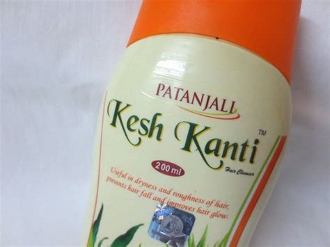 This gives beauty to the hairs, treating dryness and dandruffs. Patanjali Kesh Kanti Shampoo Review