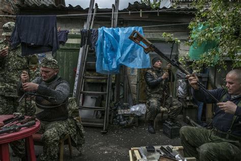 Behind The Masks In Ukraine Many Faces Of Rebellion The New York Times