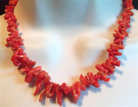 Vintage Genuine Dark Coral Branch Necklace Estate Jewelry Gr Pretty
